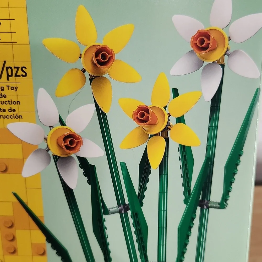 LEGOS DAFFODILS 216 - Picture 3 of 8